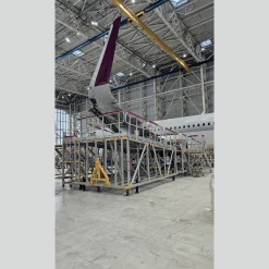 Flygplansplattform – för vinge och motor