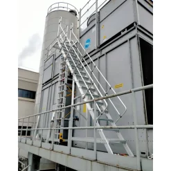 Industriplattform för tank och silo