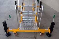 Plattformstrappa Justerbar 2-2,5m