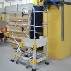 Plattformstrappa 1,5m manuell spärr
